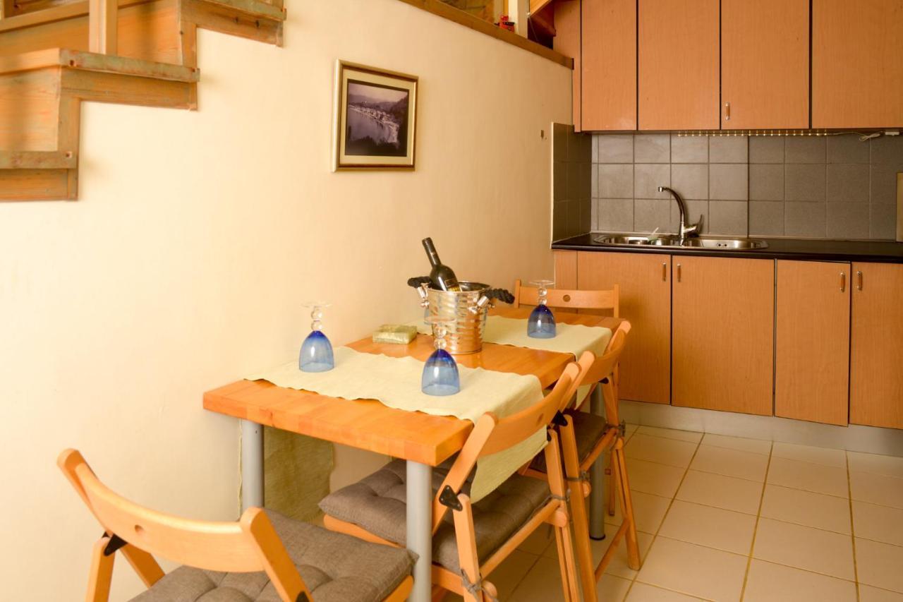 Agali 1 Superior Maisonette Kalamata Exterior foto